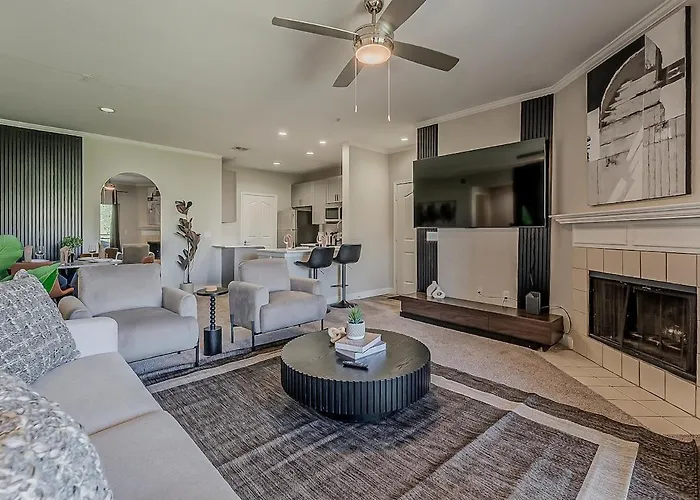 Kota 2049 Cozy 2br I 2ba - Pool - Gym - Free Parking Apartment Scottsdale