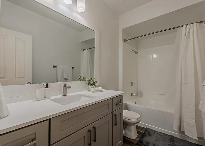 Kota 2049 Cozy 2br I 2ba - Pool - Gym - Free Parking Scottsdale