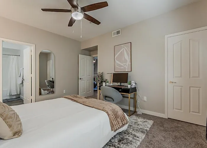 Apartment Kota 2049 Cozy 2br I 2ba - Pool - Gym - Free Parking *